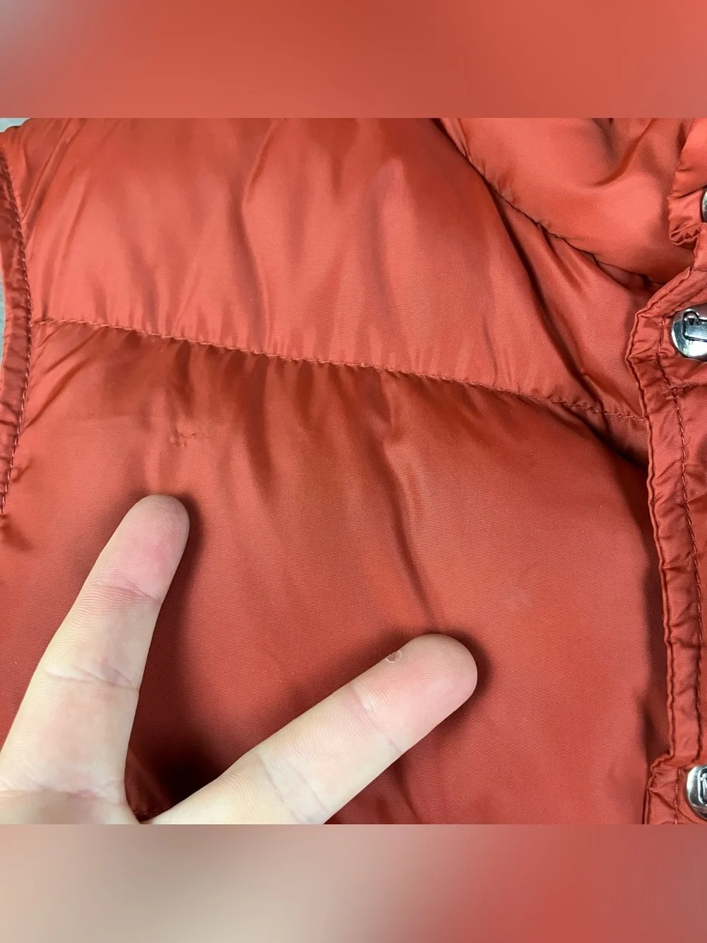 Vintage Woolrich Men’s Size M Down Puffer Vest Snap Front Pockets Burnt Orange.